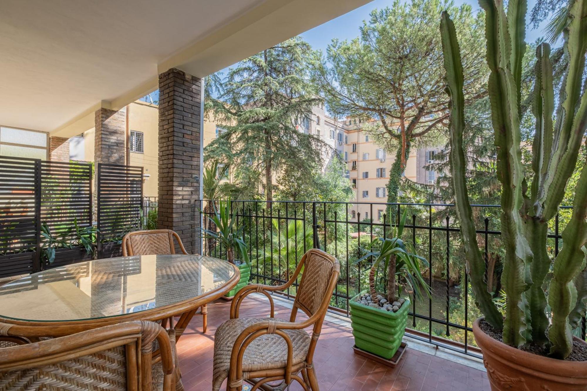 Le Tre M - Guesthouse Рим Экстерьер фото